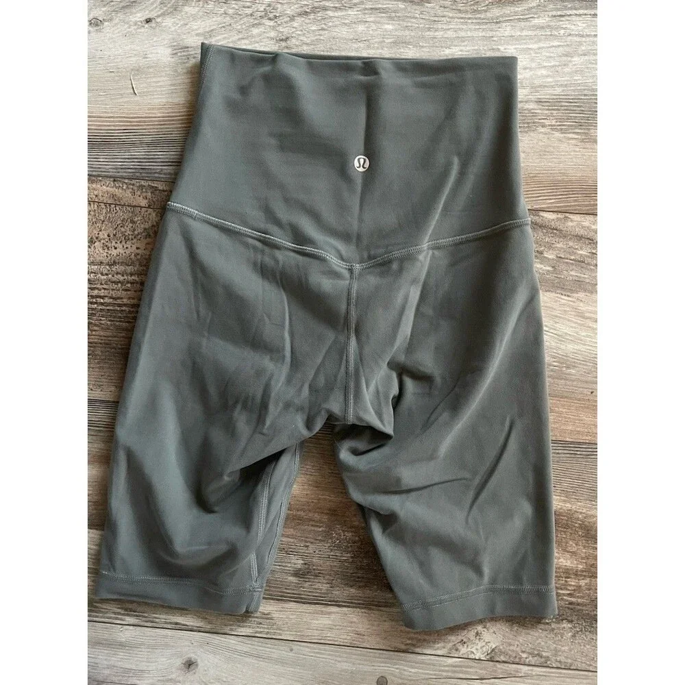 Lululemon Shorts Sage Green Yoga Shorts Women 10 inch Inseam Size 4